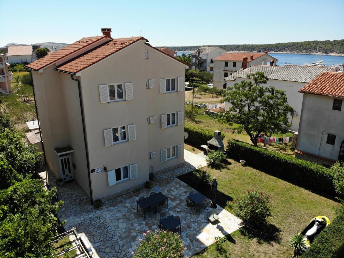 Apartman Theresa Barbat na Rabu 外观 照片